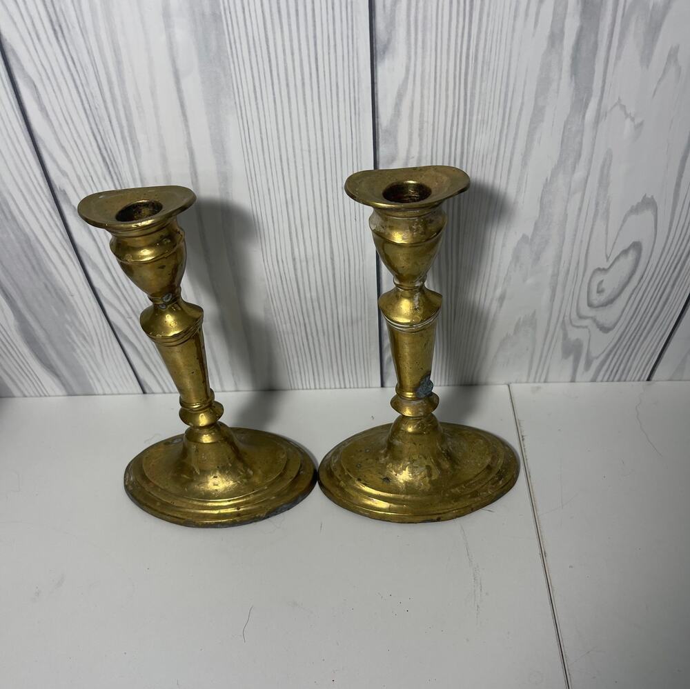 VTG Set of 2 Brass 8 inch Style Candle Sticks Onlong Base